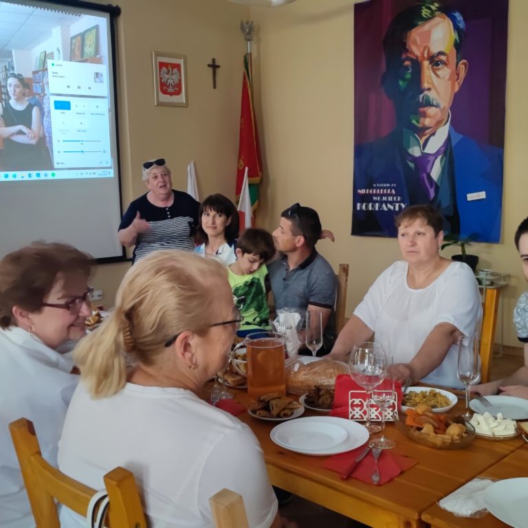 Ludmiła Wolewicz prezentuje polską społeczność z Gagauzji